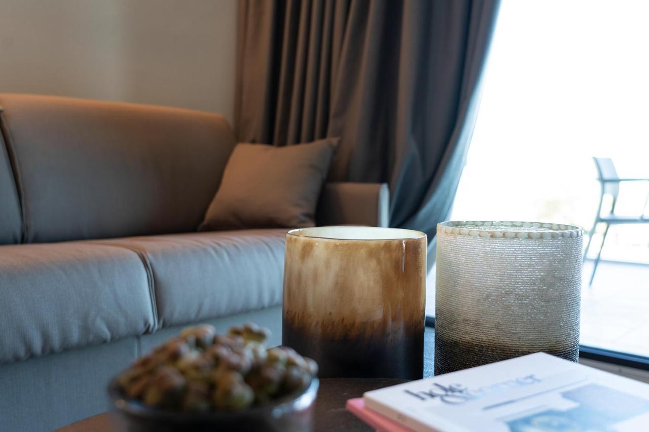 Piccola Maesta' Boutique Rooms ชิวิตาโนวา มาร์เค ภายนอก รูปภาพ